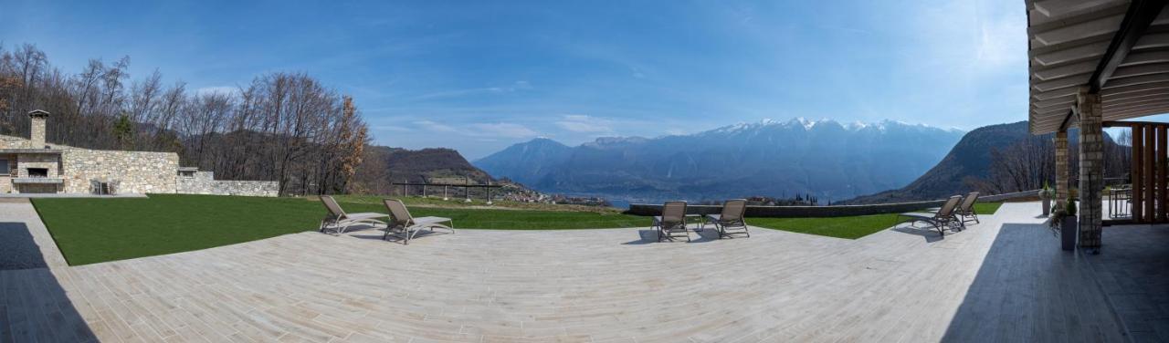 Aparthotel Oasi Da Vinci Tignale Esterno foto