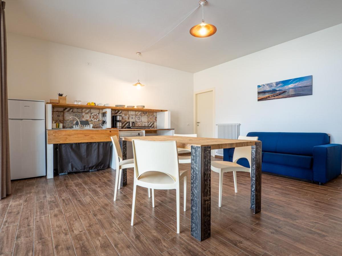 Aparthotel Oasi Da Vinci Tignale Esterno foto