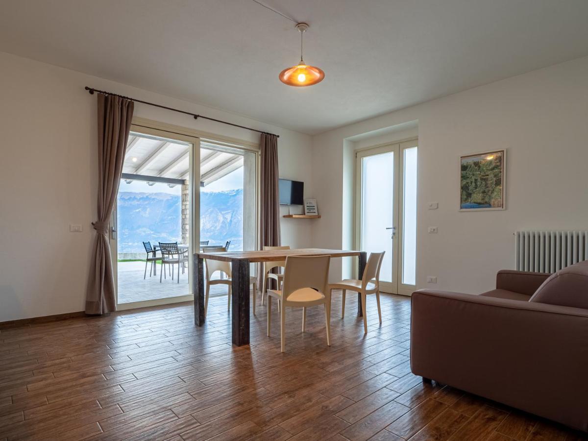 Aparthotel Oasi Da Vinci Tignale Esterno foto
